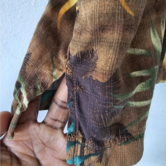 Tommy Bahama Shirt Men Sz L  Tropical Print 100% Silk Button Up Pocket Resort - Picture 4 of 8